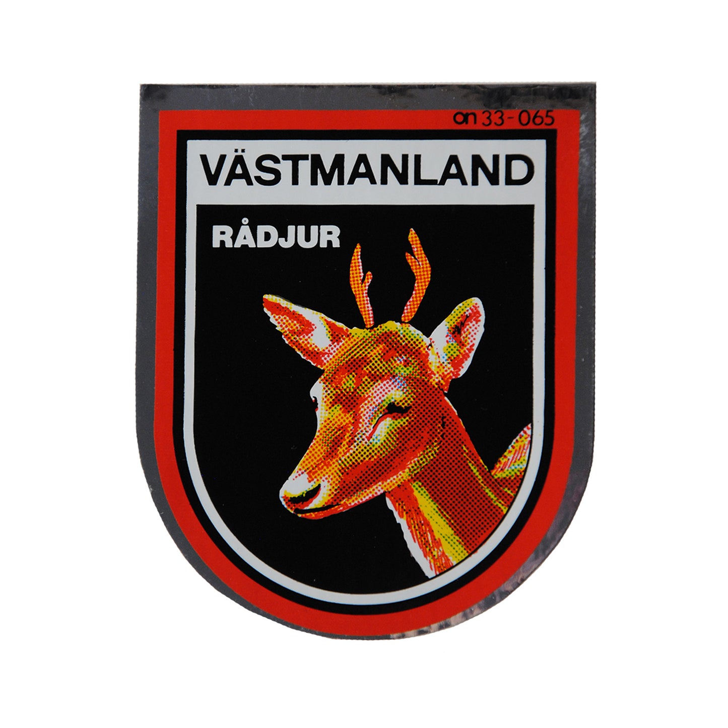 Dekal med motiv av ett rådjur från Västmanland. En vacker souvenir som speglar svensk natur och landskap.