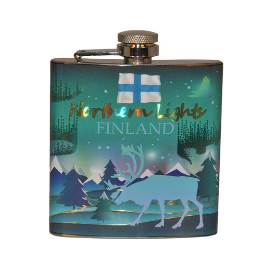Fickplunta med norrskensmotiv.Här syns den finska flaggan, texten ”Northern Lights” och ”FINLAND” samt en ren mot skimrande bakgrund.