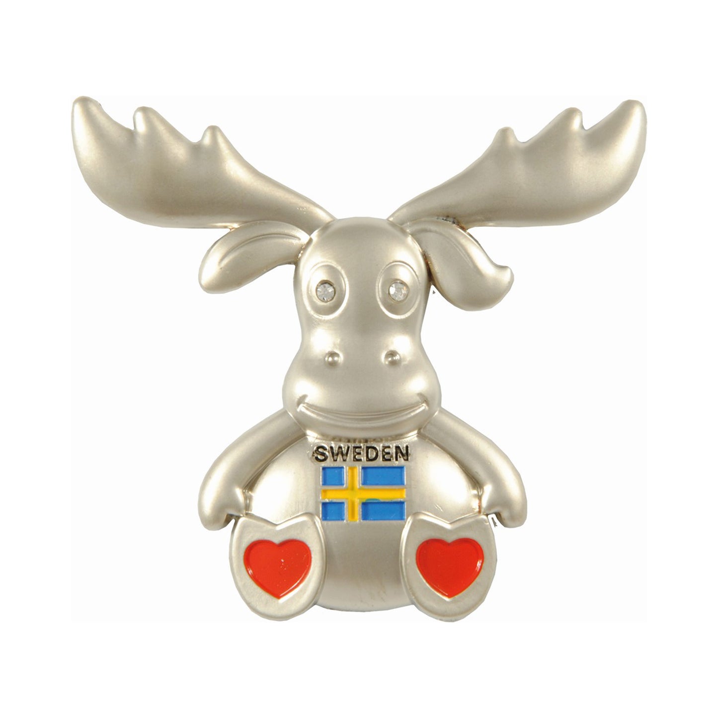 Metallmagnet med sittande älg, glitterstenar som ögon, hjärtan på fötterna och svensk flagga på magen. Texten "Sweden" finns med. En glittrande och glad souvenirmagnet.