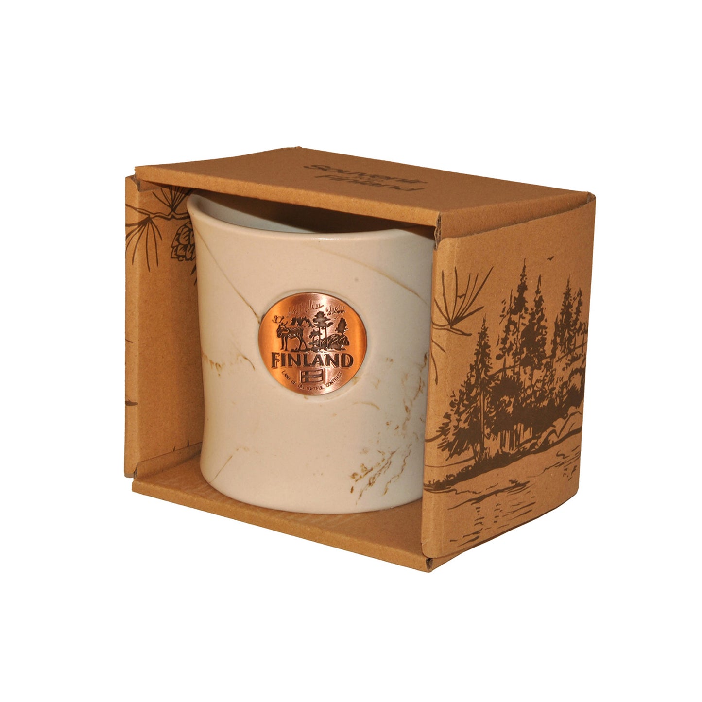Beige mugg med ett bronsfärgat märke med Finlandsmotiv och bronsfärgade detaljer - sedd i sin förpackning snett framifrån.