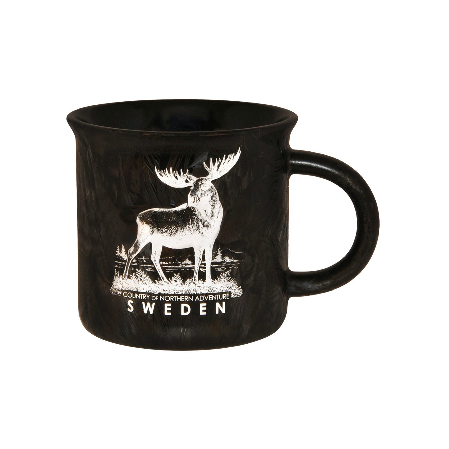 Svart mugg med frostig isdesign, dekorerad med en älg och texten "Sweden Country of northern adventure".
