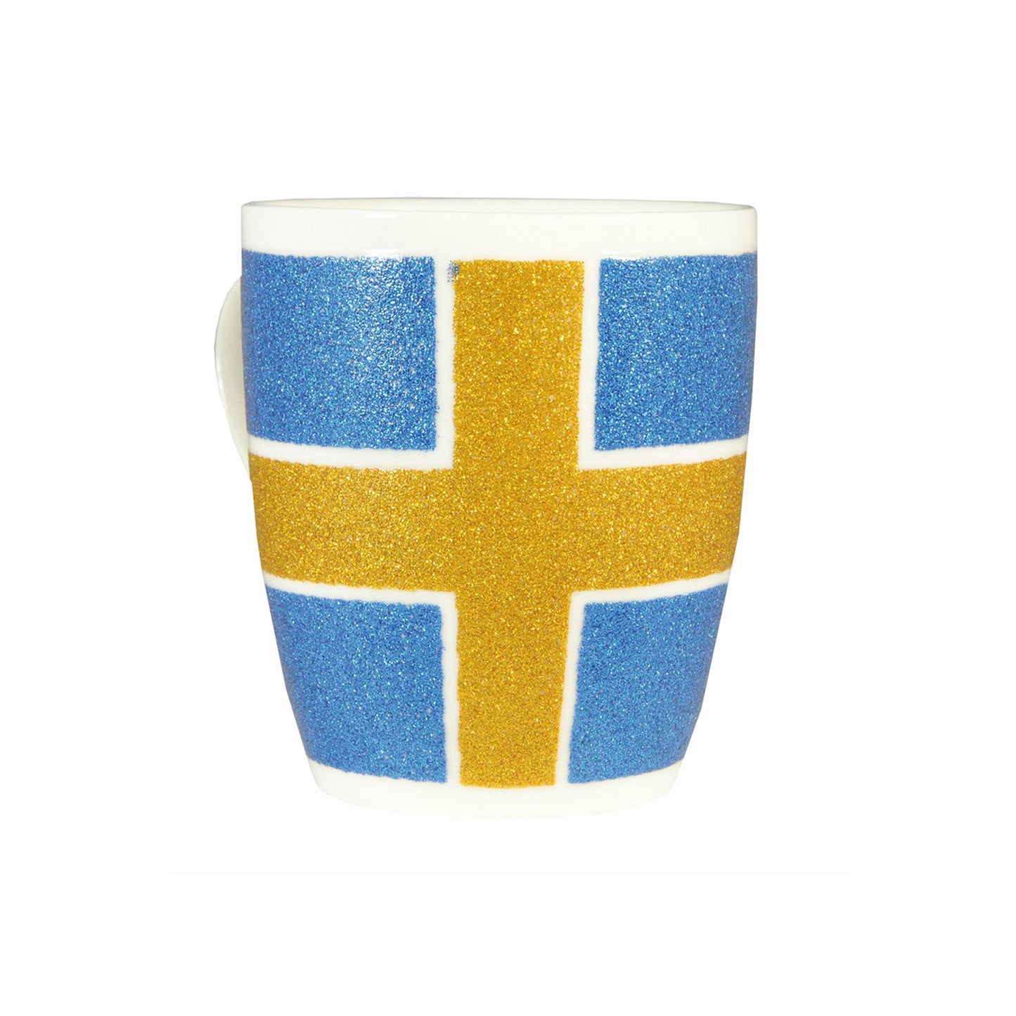 Vit porslinsmugg med svensk flagga och glittereffekt.