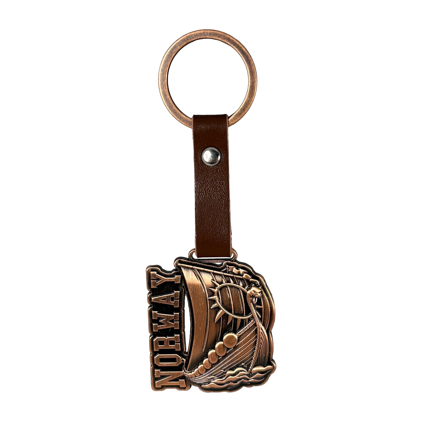 Rustik nyckelring med kopparfärgat vikingaskepp i metall och läderdetaljer – en stilfull souvenir med historisk känsla från Norge, perfekt för nycklar eller som väskaccessoar.