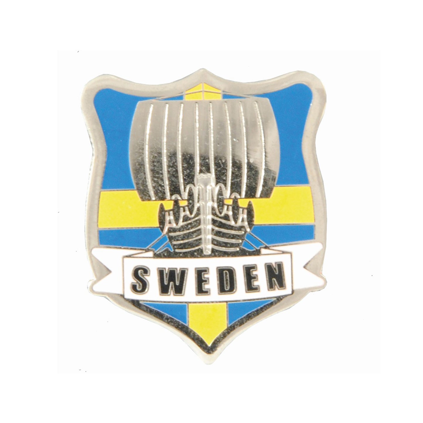 Emaljpin med stilrent vikingaskepp och svensk flagga i bakgrunden – souvenirpin i hög kvalité med tydliga färger och fina detaljer.