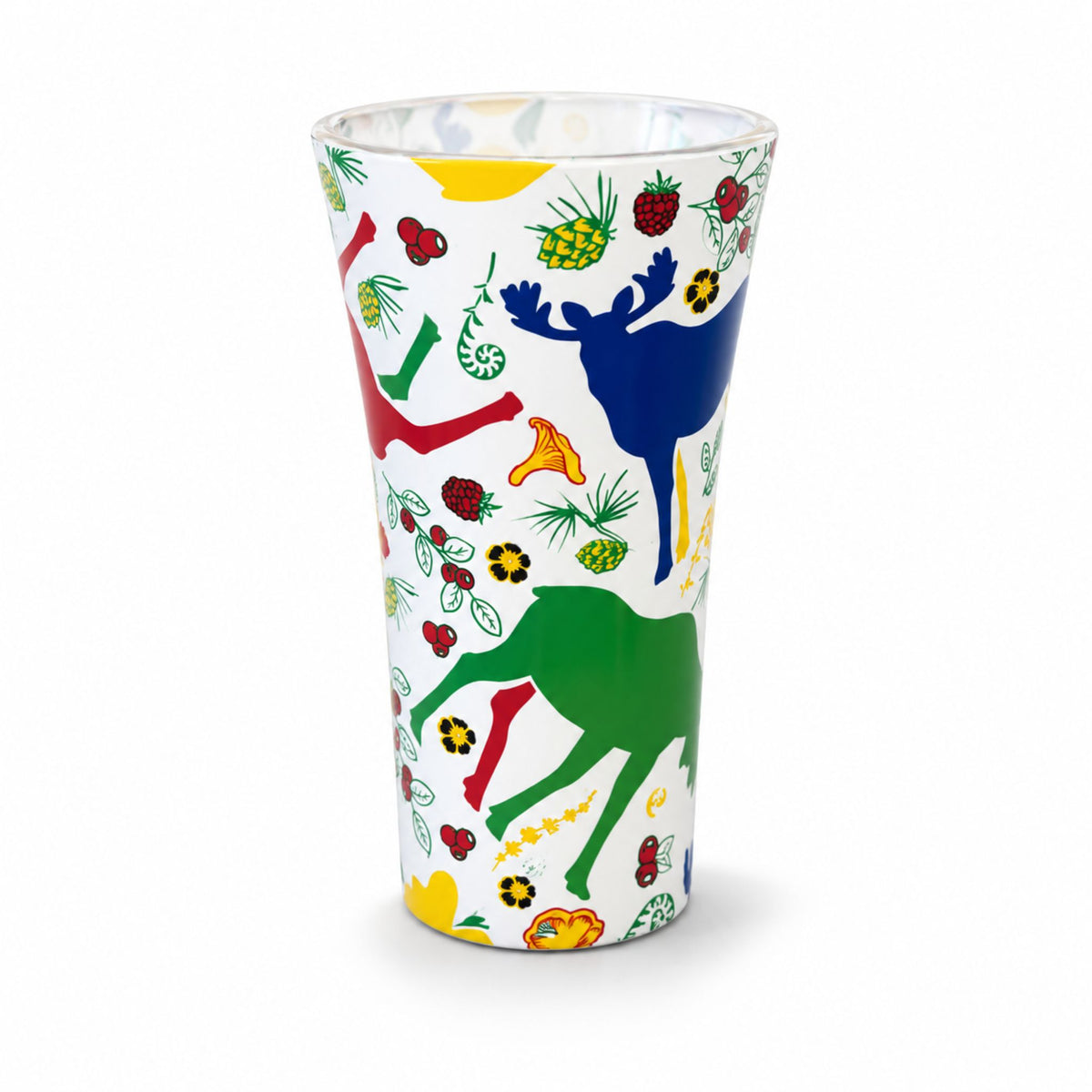 Shotglas med motiv av färgglada älgar, perfekt som souvenir eller present med svensk naturtema.