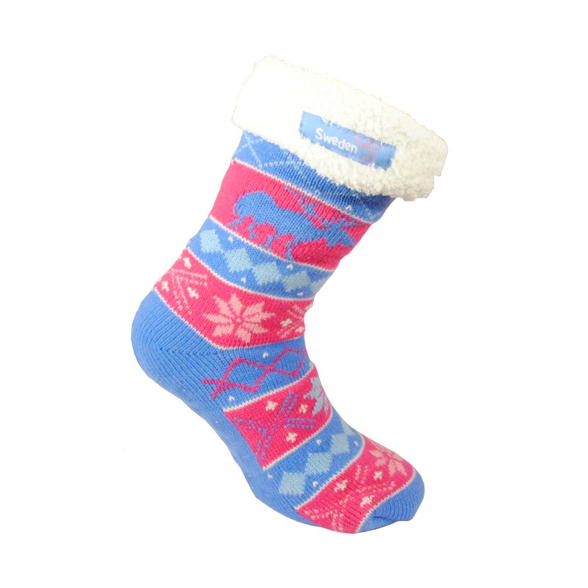 Blå och rosa myssocka med älgmotiv, fint mönster, texten "Sweden" och halkskydd under – storlek 36–40. En varm och skön socka för kalla dagar.