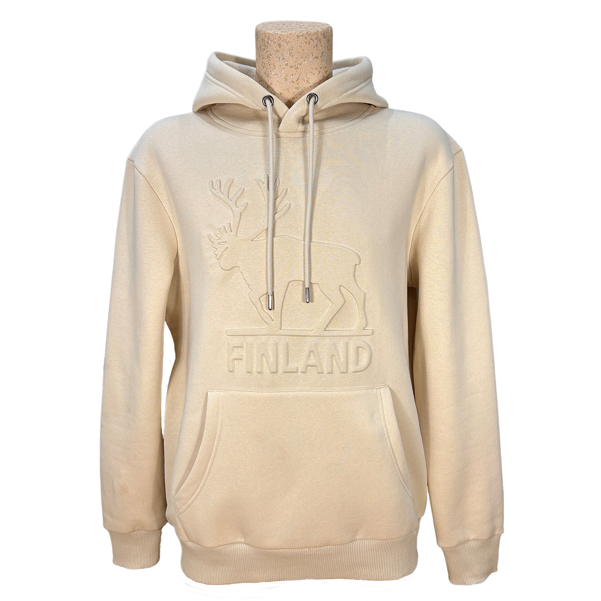 Beige huvtröja med präglat renmotiv och texten Finland. 