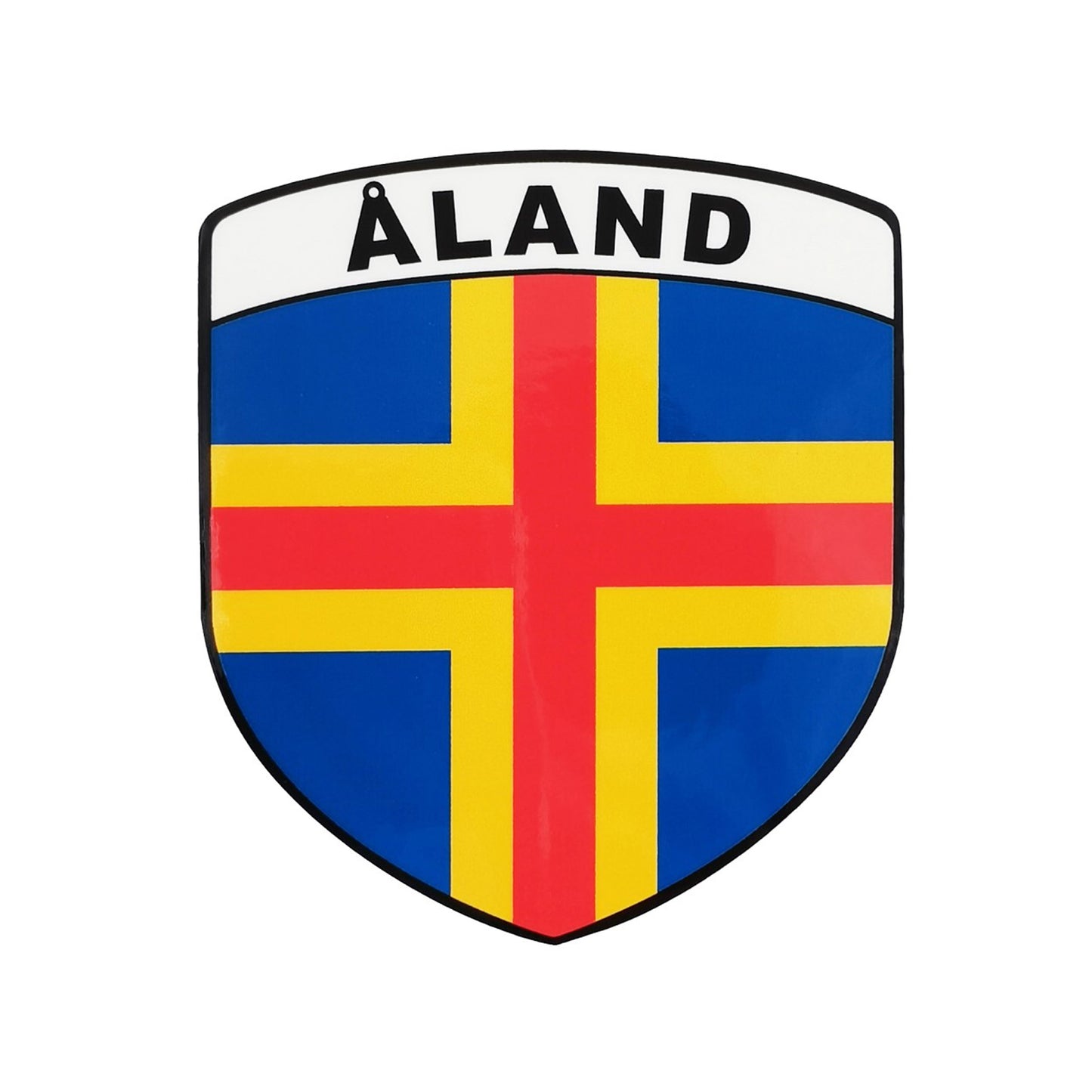 Sköldformad dekal med Ålands flagga och texten Åland – tålig souvenir av hög kvalitet för både inom- och utomhusbruk.
