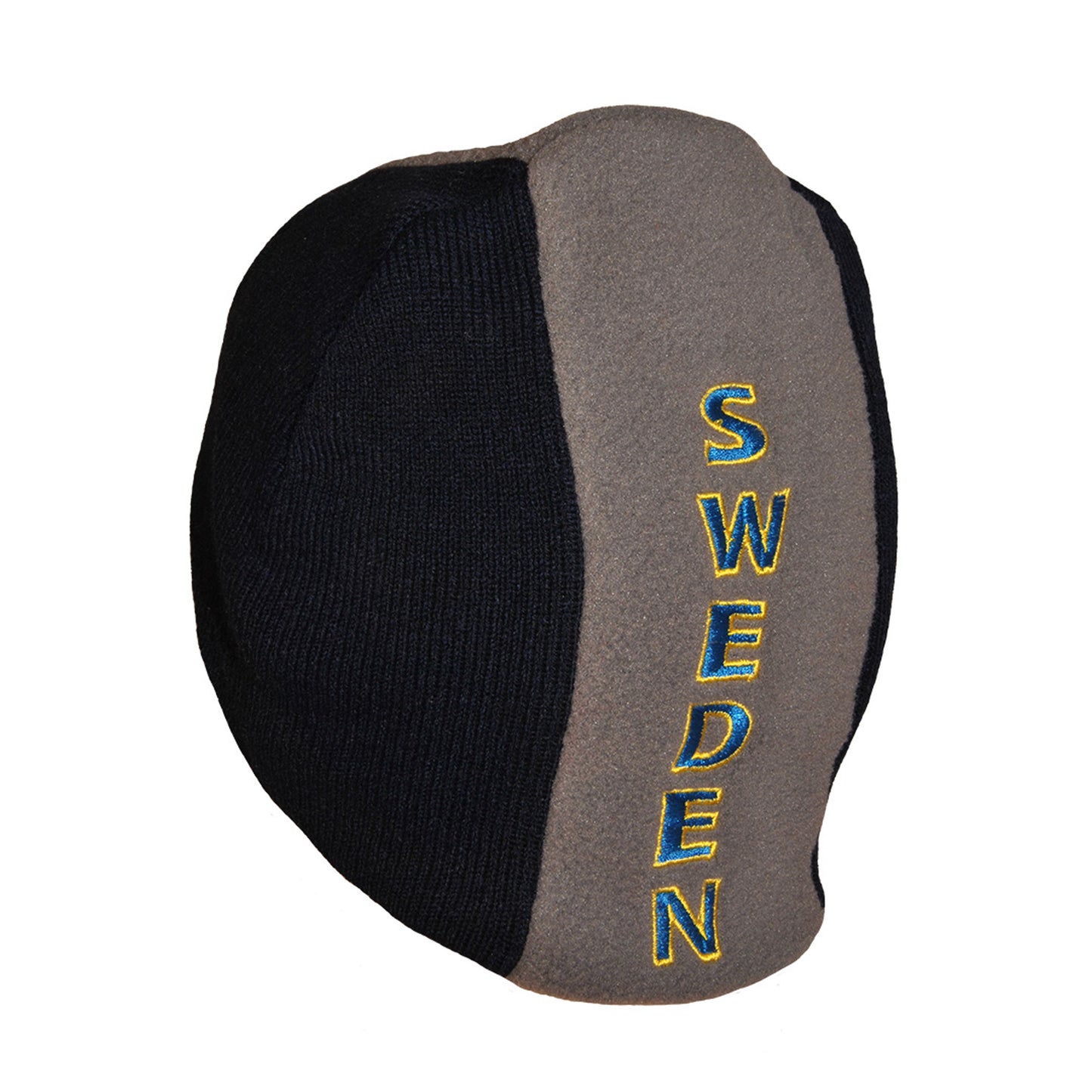  Fleece-mössa i mörkblått med grå rand, sedd bakifrån – lodrätt broderad text "SWEDEN" i den grå randen. 