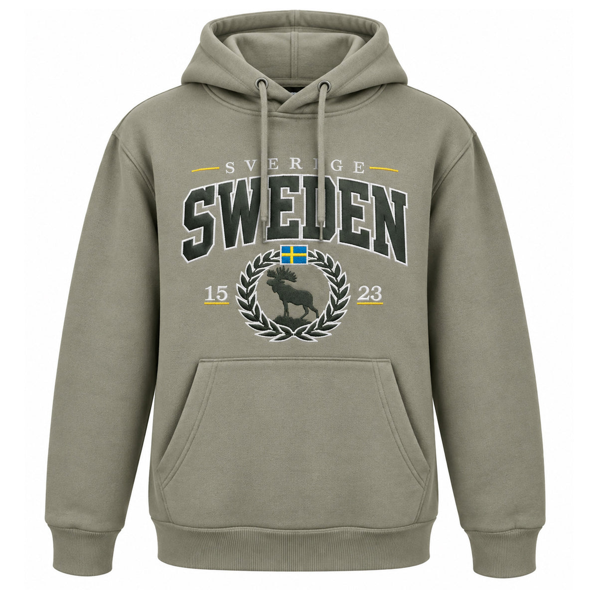 Grön hoodie med älgmotiv och texten Sweden – souvenir med svensk naturkänsla.