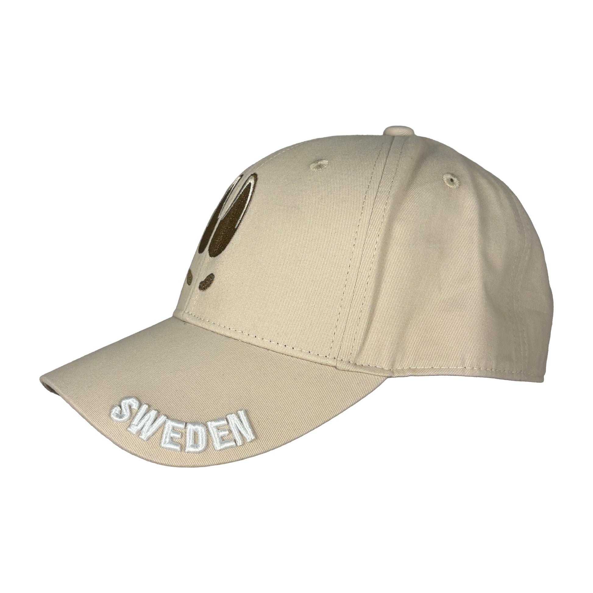 Beige keps, sedd från sidan så texten ”Sweden” på skärmen syns tydligt.