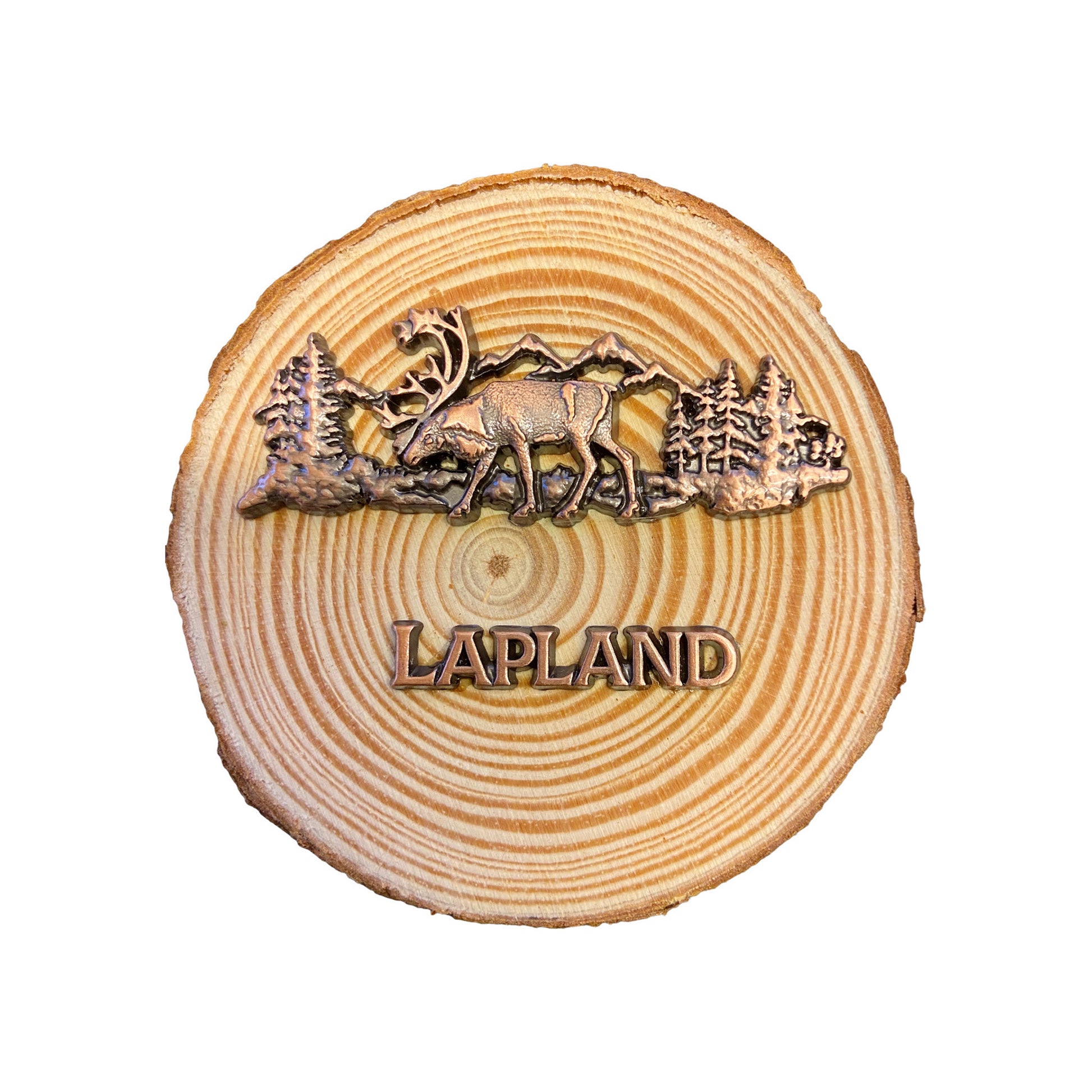Magnet med ren i bronsfärgad metall monterad på en trädstubbe med texten Lapland – en detaljrik och naturinspirerad souvenir som fångar känslan av Lappland.