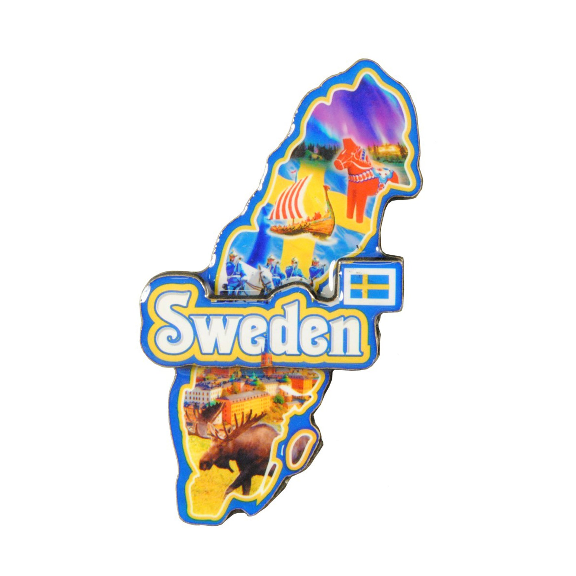2D-magnet med Sveriges karta, texten "Sweden", svenska flaggan och illustrerade motiv från hela landet. Storlek 9,3 x 4,7 cm.