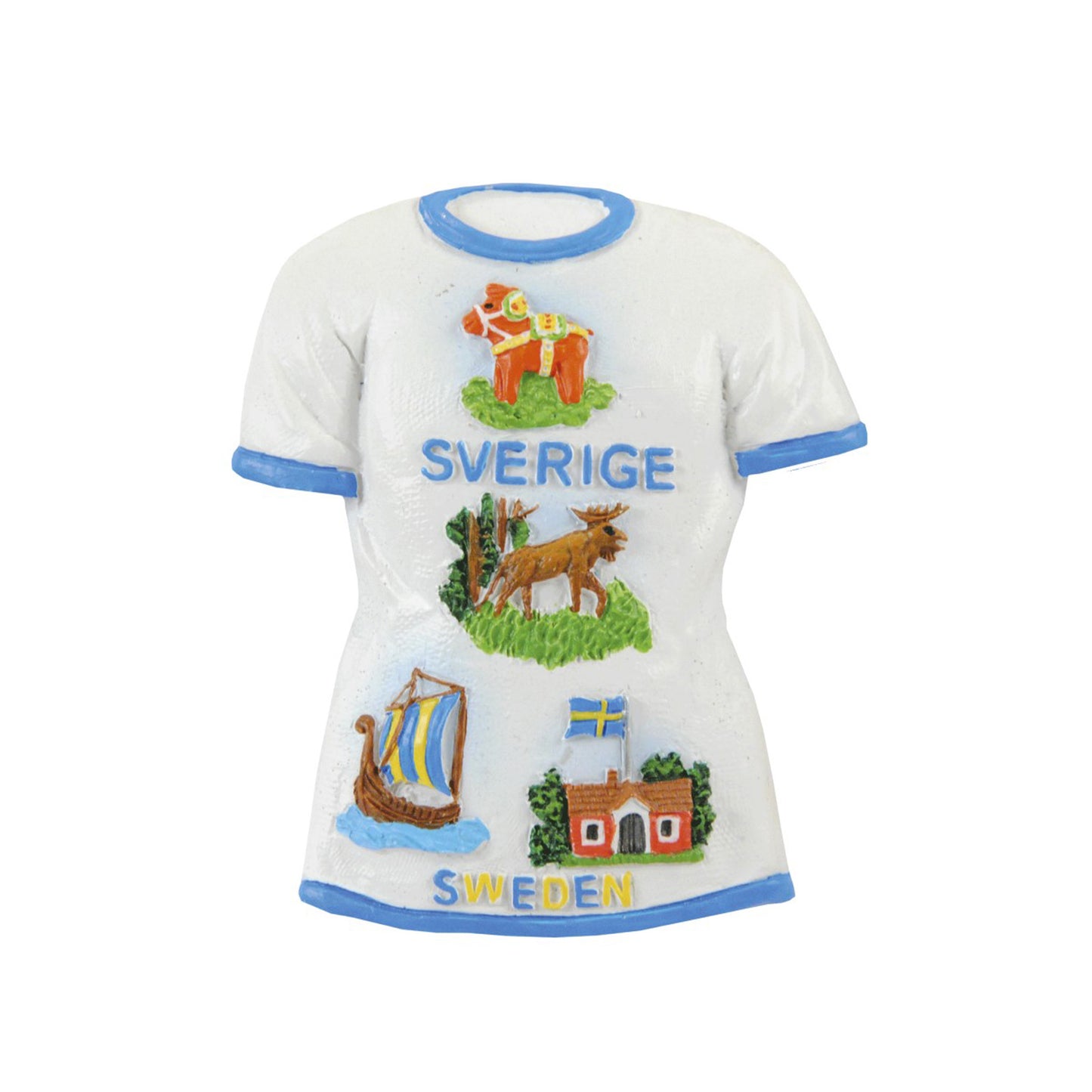 Magnet i form av en T-shirt med måtten 6,0 x 6,5 cm. Denna souvenirmagnet visar alla klassiska svenska symboler: älg, dalahäst, vikingaskepp och en röd stuga. Texten "Sverige " finns också med.