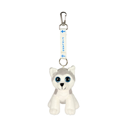 Nyckelring med huskyvalp-gosedjur och vitt keyband Finland med blå text och finska flaggor – vy framifrån.