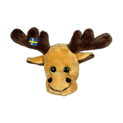 Ljusbrun älghuvudmagnet i gosedjursstil med Sverige-design.