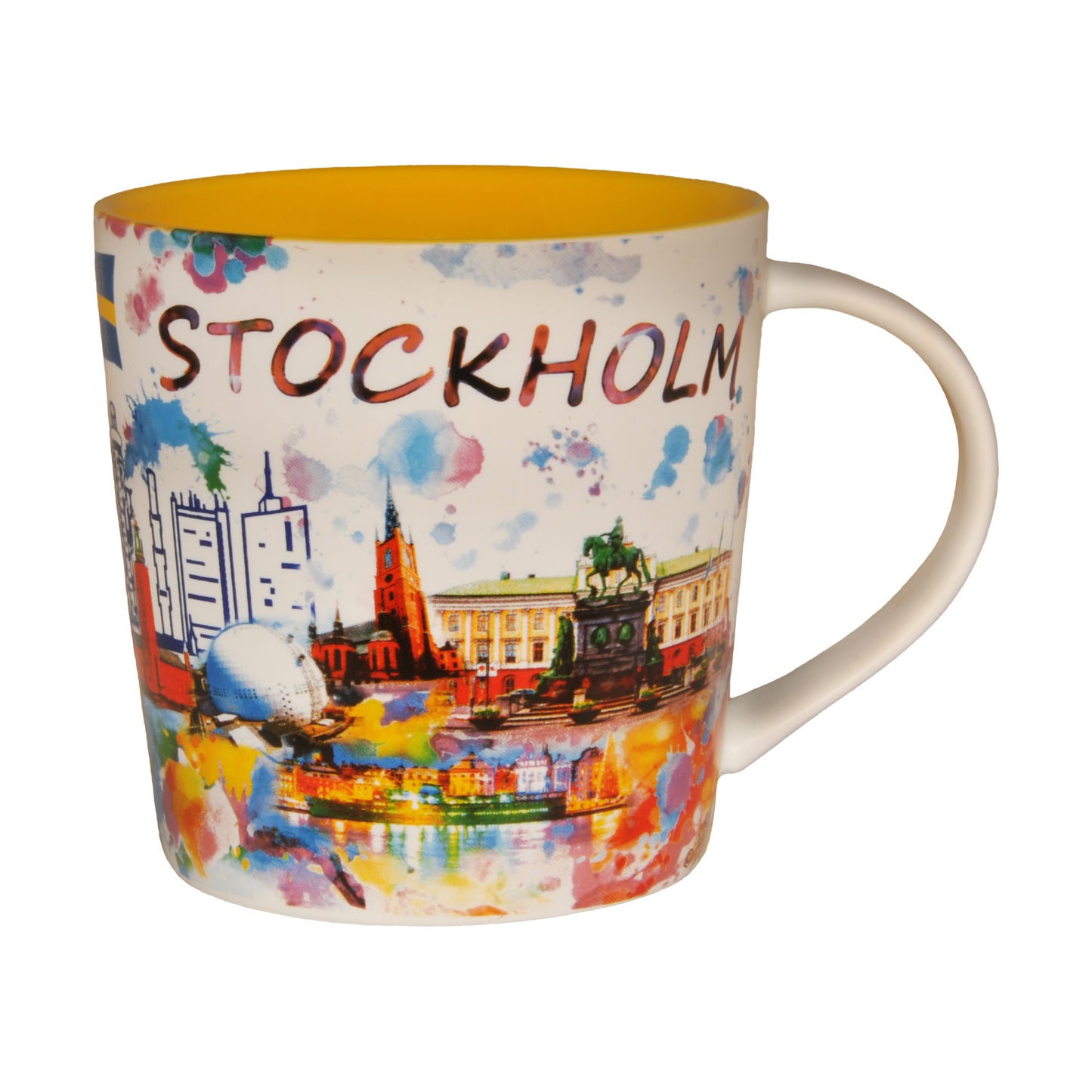 Färgglad mugg med Stockholms stadssiluett, svenska flaggan och texten "Stockholm", med gul insida – en livfull souvenir som fångar stadens unika charm.