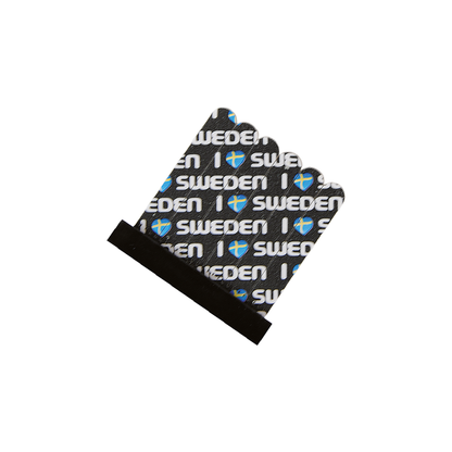 Öppnad svart förpackning med 24 små nagelfilar från serien "I Love Sweden", förpackningsstorlek 6 x 6,5 cm.