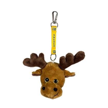 Nyckelring med brunt älghuvud i gosedjursstil och Sverige keyband.