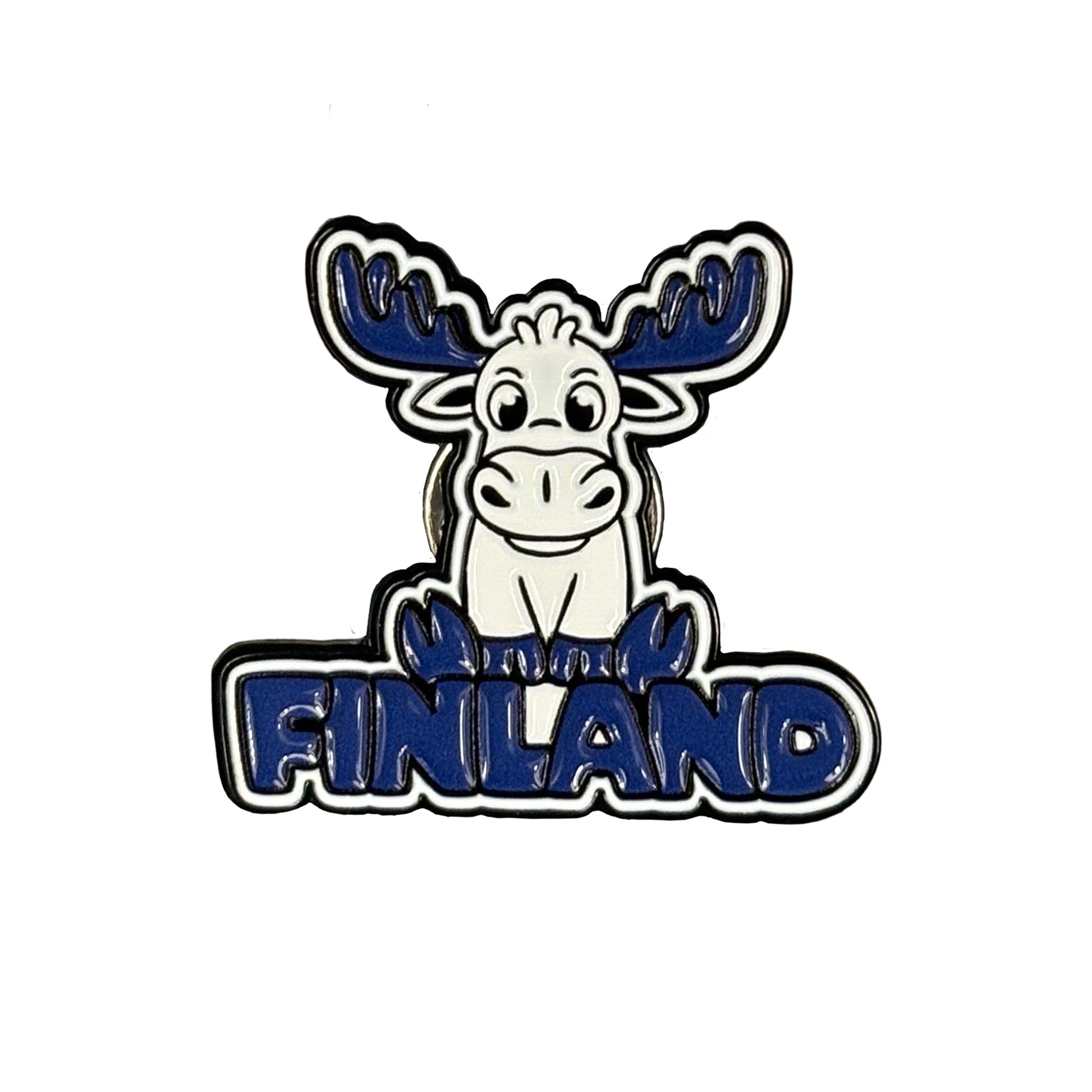 Pin med motiv av en tecknad älg med lekfullt uttryck – souvenir från Finland.