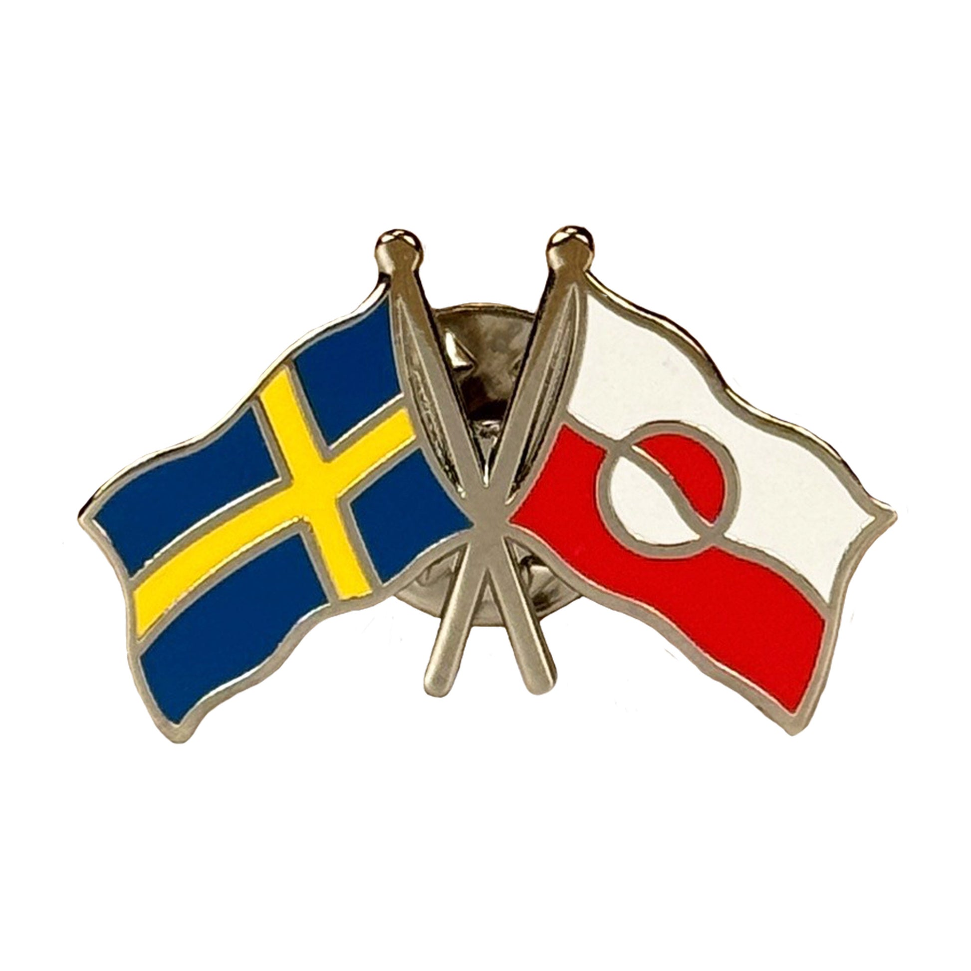 Vänskapspin i emalj med Sveriges och Grönlands flagga bredvid varandra.