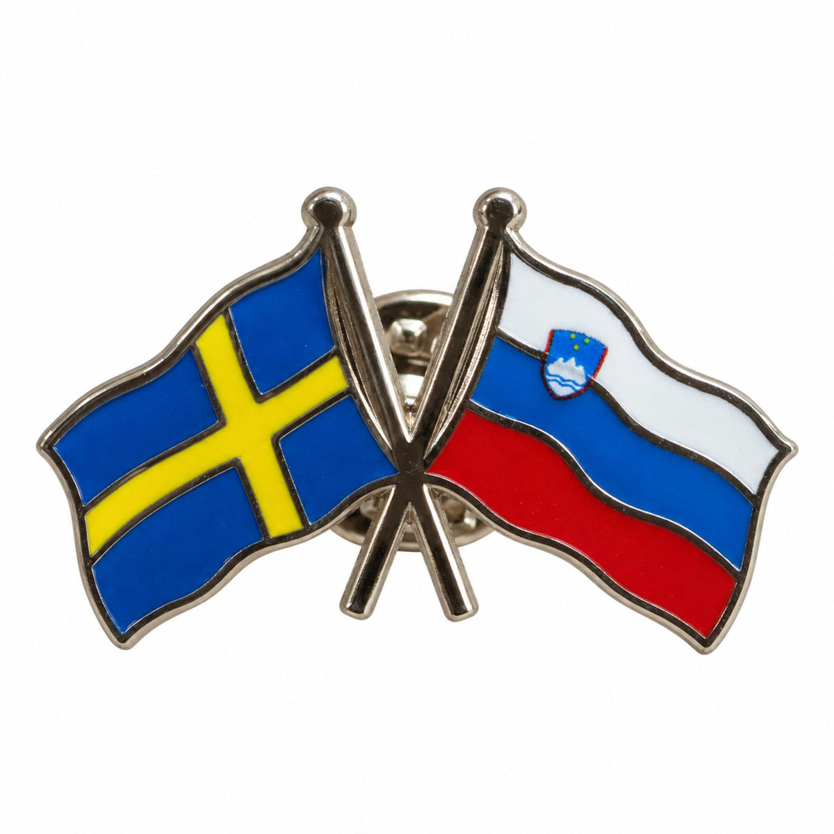 Dubbel pin med korsade svenska och slovenska flaggor i emalj.