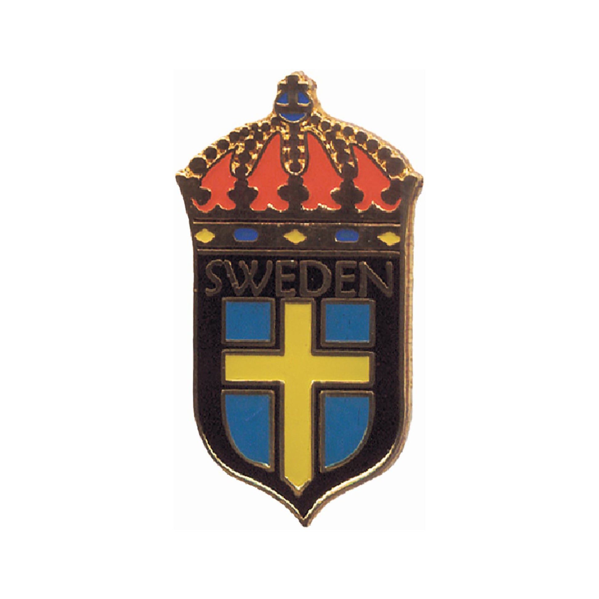 Emaljpin i sköldformat med guldkrona överst, svensk flagga inuti skölden och texten Sweden. En souvenirpin i hög kvalité med klara färger och fina detaljer.