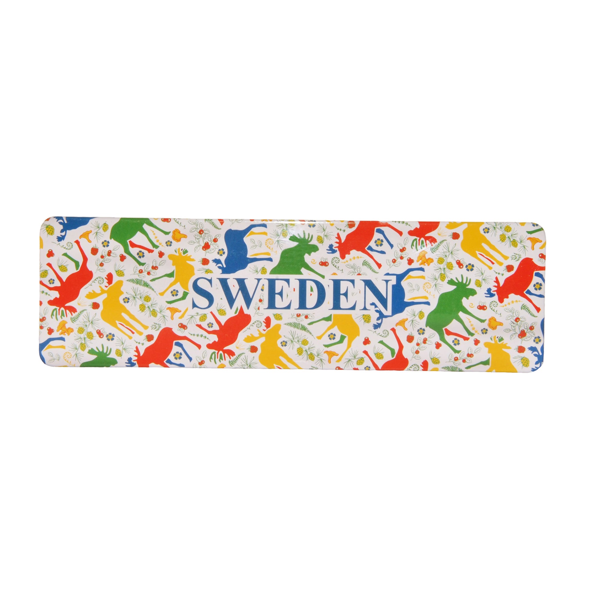 Rektangulär magnet med motiv av färgglada älgar och texten 'Sweden'.