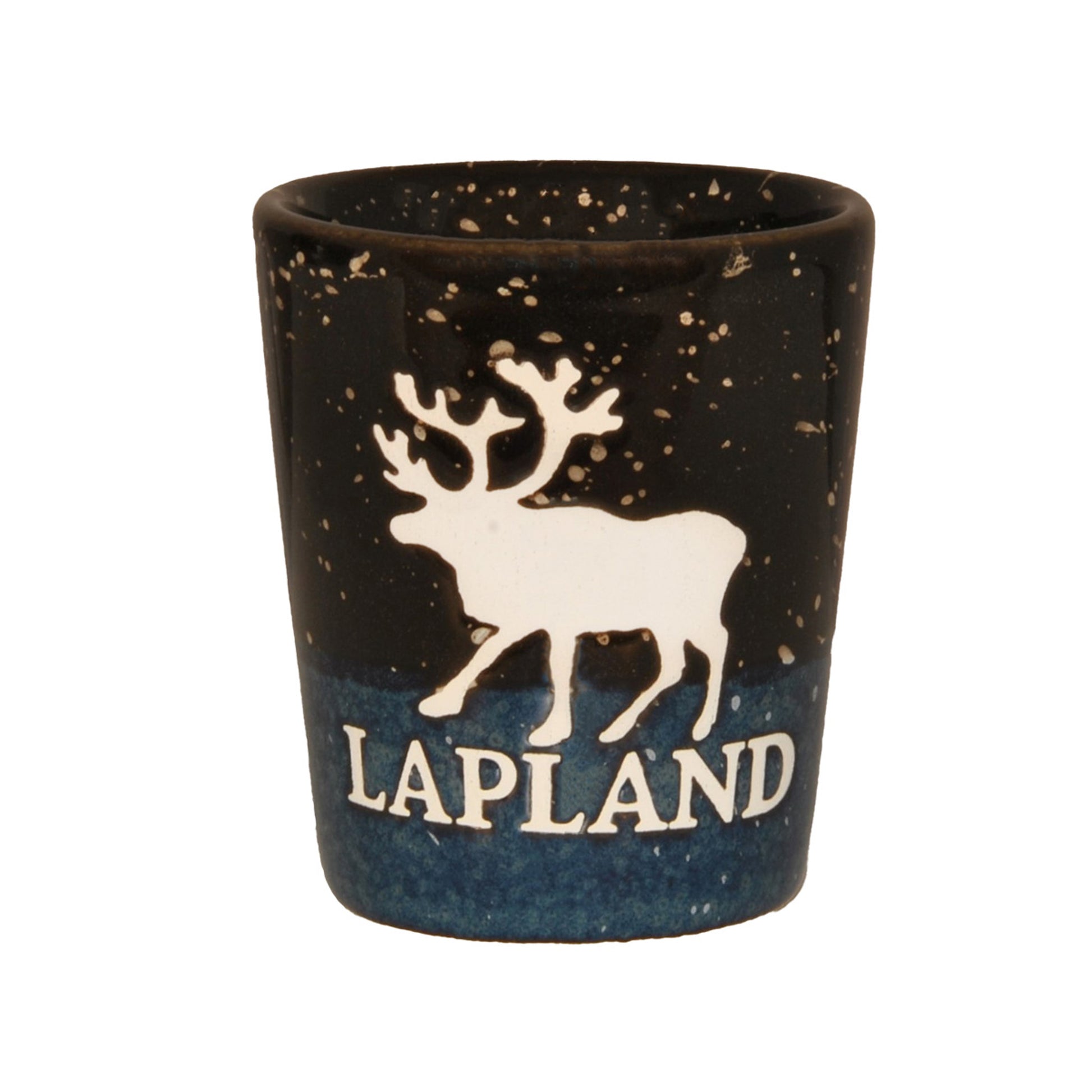 Blått och svart shotglas i keramik med  motiv av en ren och texten "LAPLAND".