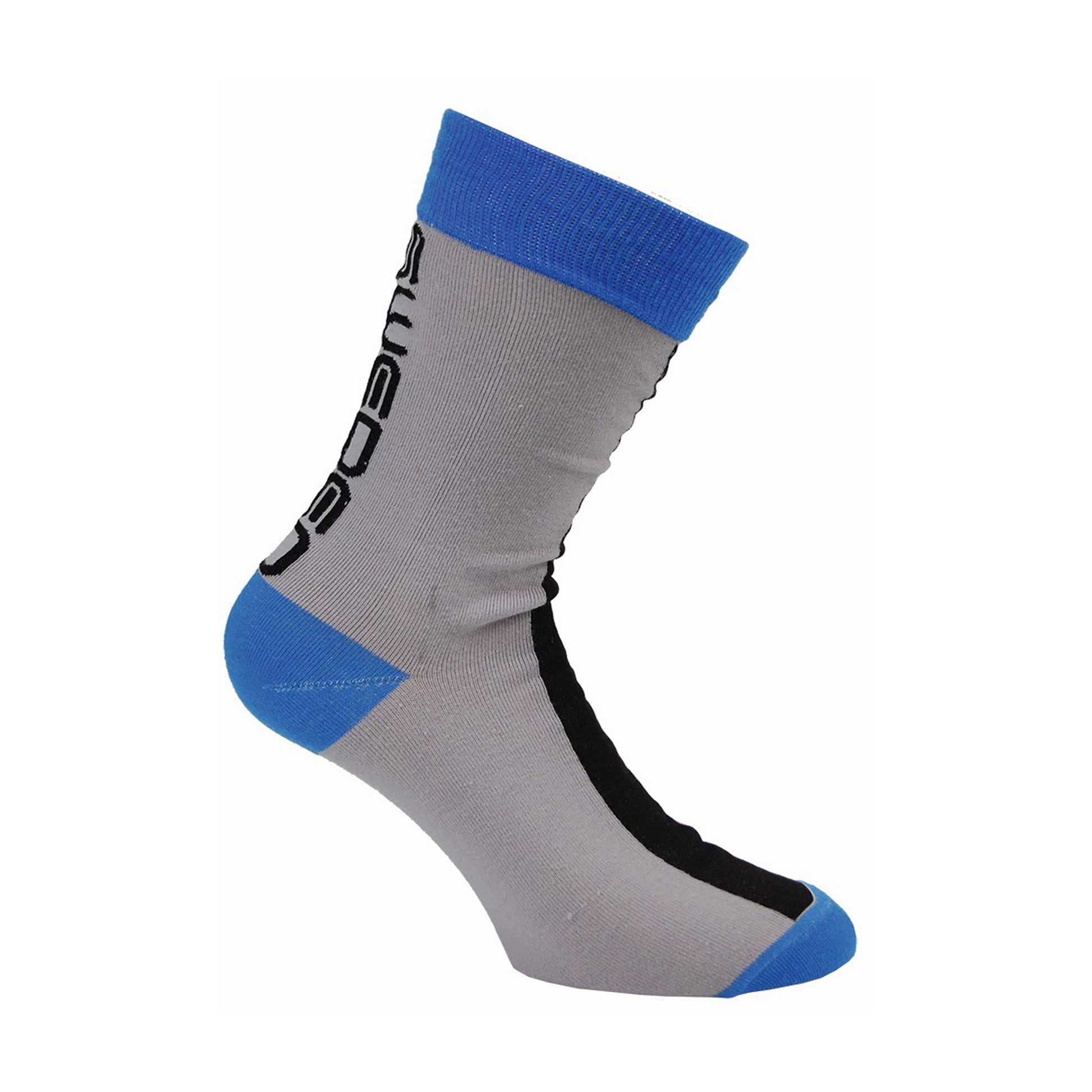 Ljusgrå socka med blå och svarta detaljer samt texten "SWEDEN" på vaden.